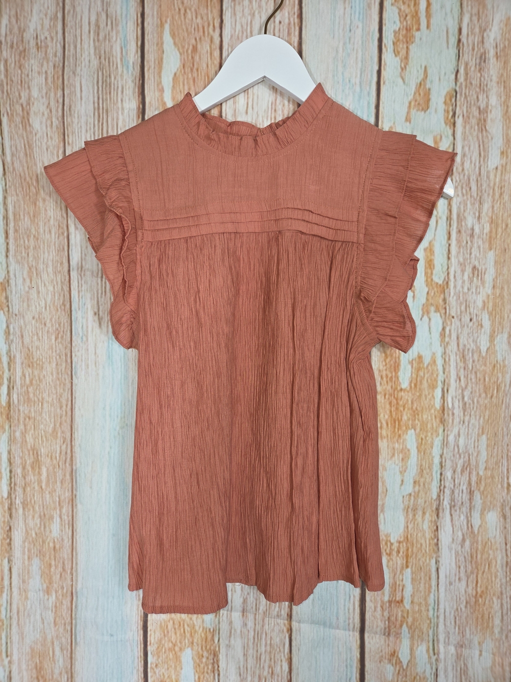 Pinch Rust Crinkle Texture Ruffled Cap-Sleeve Blouse. Size Small